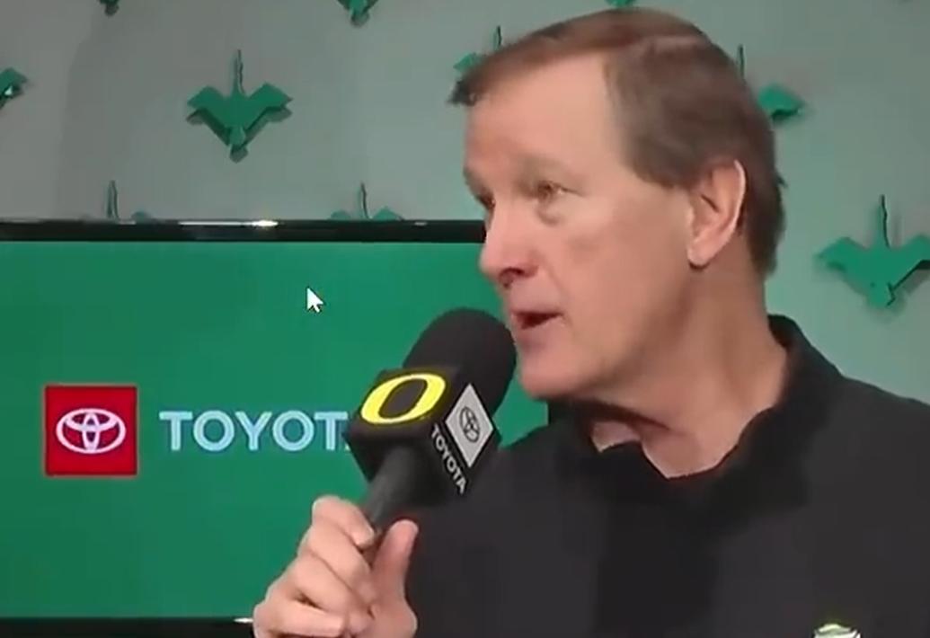 开云体育入口-俄勒冈主帅再提林葳！亲承进步，但不满组织与防守，披露CBA隐患